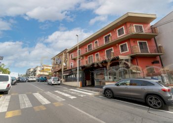 Gastronomia Camporotondo (1).jpg - Pasticceria Viale Papa Giovanni XXIII 46, Camporotondo Etneo - foto 2