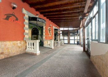 Gastronomia Camporotondo (9).jpg - Pasticceria Viale Papa Giovanni XXIII 46, Camporotondo Etneo - foto 9