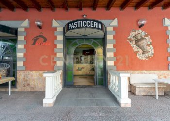 Gastronomia Camporotondo (11).jpg - Pasticceria Viale Papa Giovanni XXIII 46, Camporotondo Etneo - foto 11