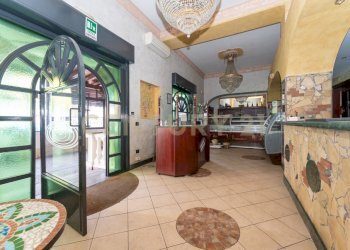 Gastronomia Camporotondo (12).jpg - Pasticceria Viale Papa Giovanni XXIII 46, Camporotondo Etneo - foto 12