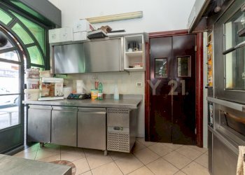 Gastronomia Camporotondo (16).jpg - Pasticceria Viale Papa Giovanni XXIII 46, Camporotondo Etneo - foto 16