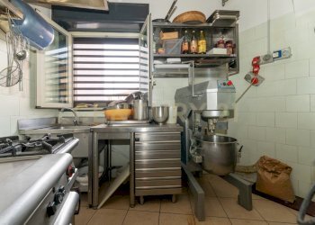 Gastronomia Camporotondo (17).jpg - Pasticceria Viale Papa Giovanni XXIII 46, Camporotondo Etneo - foto 17