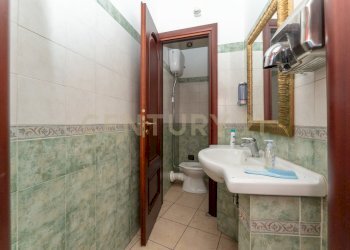 Gastronomia Camporotondo (18).jpg - Pasticceria Viale Papa Giovanni XXIII 46, Camporotondo Etneo - foto 18