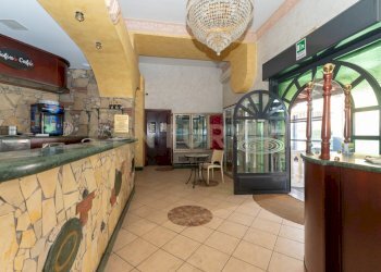 Gastronomia Camporotondo (25).jpg - Pasticceria Viale Papa Giovanni XXIII 46, Camporotondo Etneo - foto 25