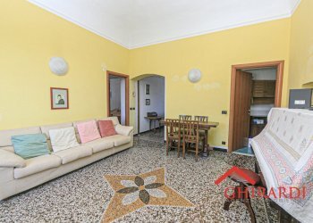 1.1 ingresso.jpg - Appartamento VIA CHIARAVAGNA  7, Genova - foto 1