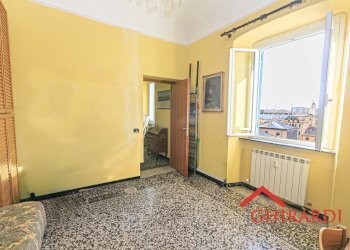 5.3 camera 2.jpg - Appartamento VIA CHIARAVAGNA  7, Genova - foto 19