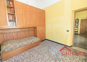 5.4 camera 2.jpg - Appartamento VIA CHIARAVAGNA  7, Genova - foto 20