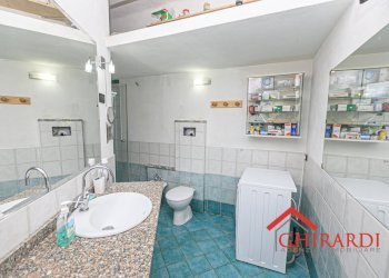 6.2 bagno.jpg - Appartamento VIA CHIARAVAGNA  7, Genova - foto 23