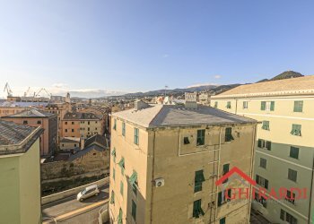 7.3 vista.jpg - Appartamento VIA CHIARAVAGNA  7, Genova - foto 30