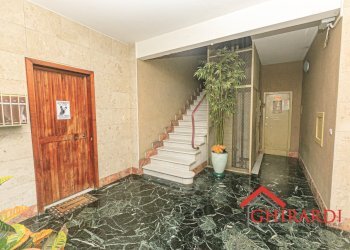 6.0 vano scala.jpg - Trilocale VIALE MODUGNO 16, Genova - foto 26