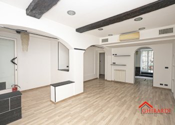 1.4 locale1.jpg - Locale Commerciale VIA VADO 17R, Genova - foto 1