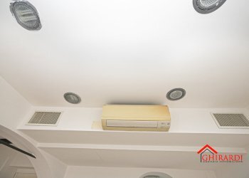 5.2 dettagli..jpg - Locale Commerciale VIA VADO 17R, Genova - foto 22