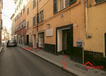 7.3 vetrine.jpg - Locale Commerciale VIA VADO 17R, Genova - foto 30