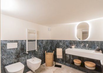 Bagno di servizio - Two-room apartment Via Regina, Carate Urio - photo 7