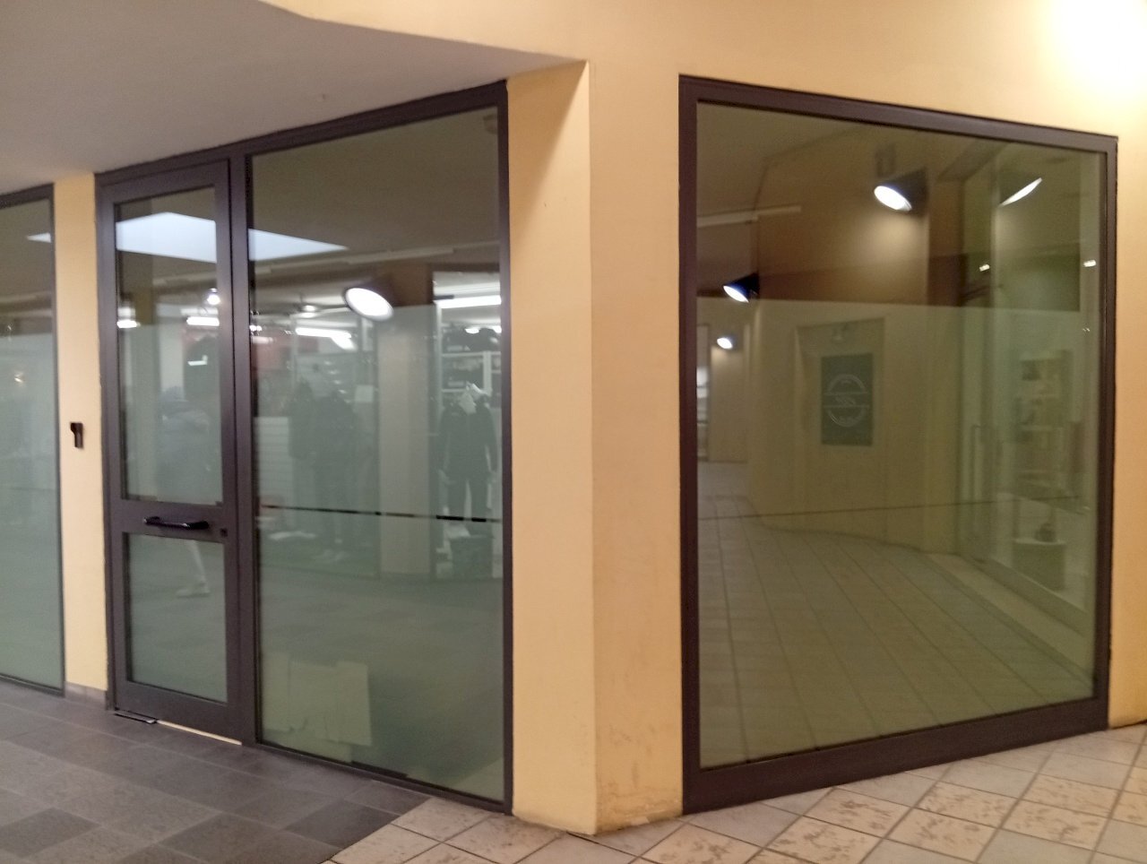 IMG_20260117_103307.jpg - Ufficio VIA FAVAGROSSA 14, Casalmaggiore - foto 3