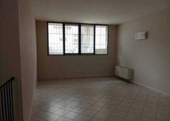 IMG_20260119_112027.jpg - Ufficio VIA FAVAGROSSA 14, Casalmaggiore - foto 12