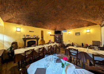 Negozio Via Giovanni Giolitti, Dronero - foto 25