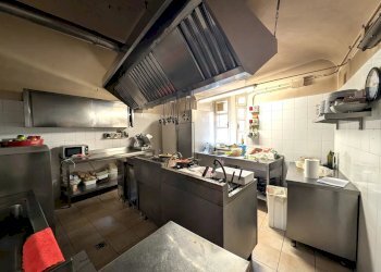 Negozio Via Giovanni Giolitti, Dronero - foto 29