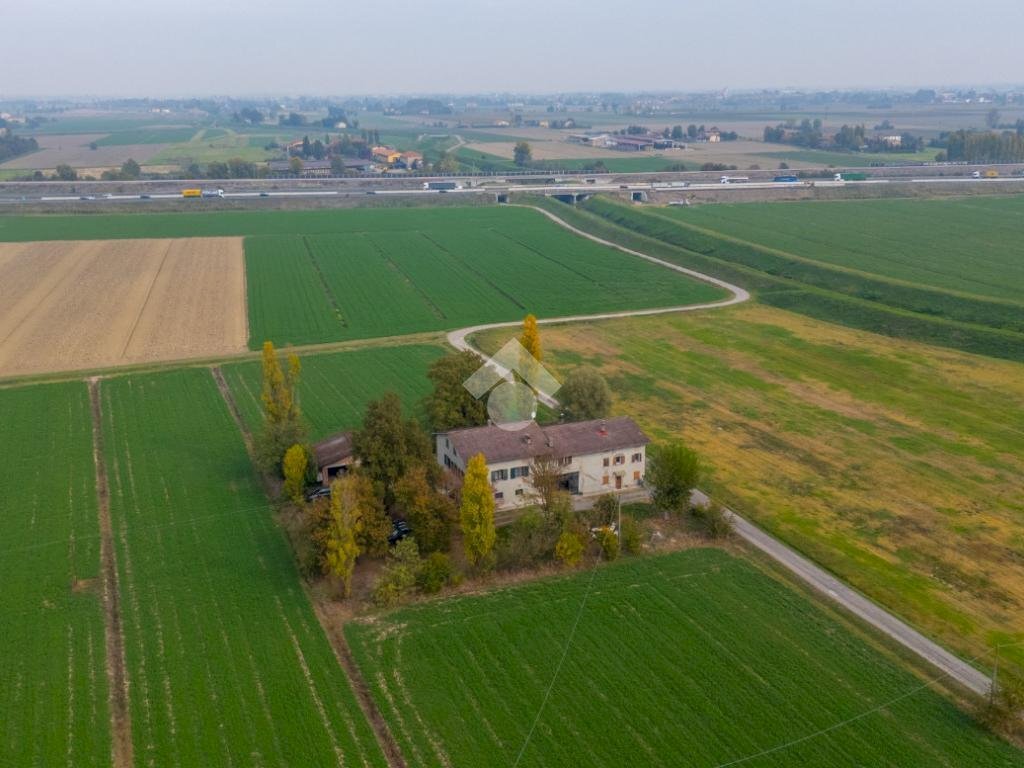 Portion of a house Via Felesino, Reggio nell'Emilia - photo 3