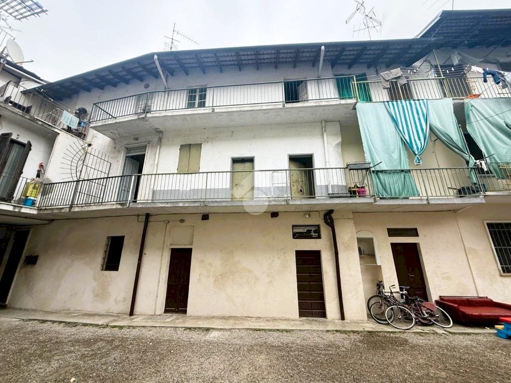 Casa semi indipendente Via XX Settembre, Trecate - foto 1