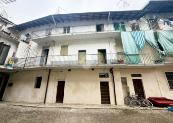 Casa semi indipendente Via XX Settembre, Trecate - foto 1