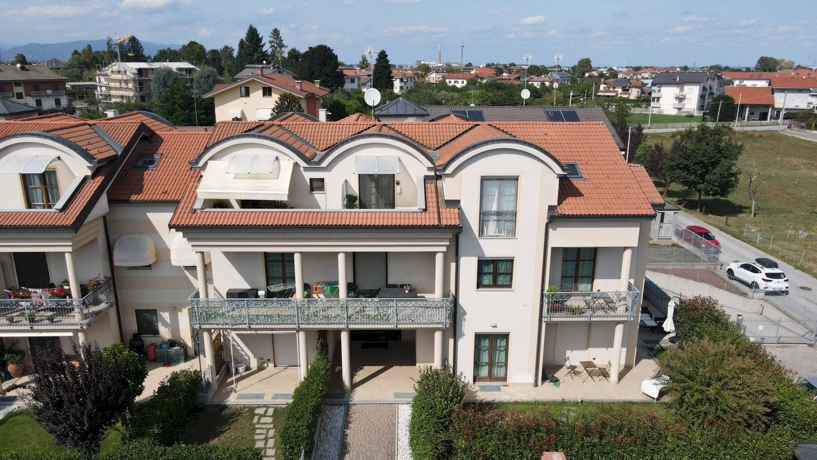 Three-room apartment Via Pontechianale, 11, Cuneo - photo 2