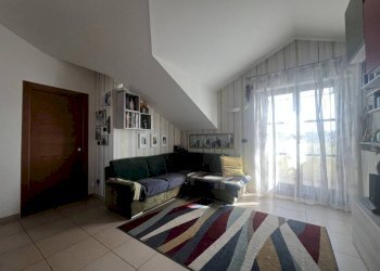 Three-room apartment Via Pontechianale, 11, Cuneo - photo 25
