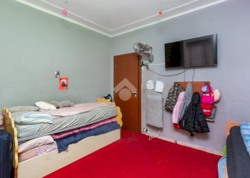 Three-room apartment Via Ivrea, Torino (neighborhood Rebaudengo) - photo 11