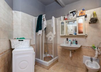 Three-room apartment Via Ivrea, Torino (neighborhood Rebaudengo) - photo 12