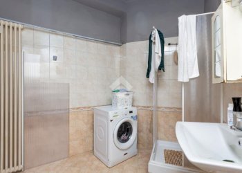 Three-room apartment Via Ivrea, Torino (neighborhood Rebaudengo) - photo 14