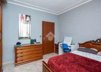 Three-room apartment Via Ivrea, Torino (neighborhood Rebaudengo) - photo 15