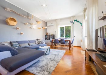 Appartamento Via Capraia, Genova (zona Castelletto) - foto 2