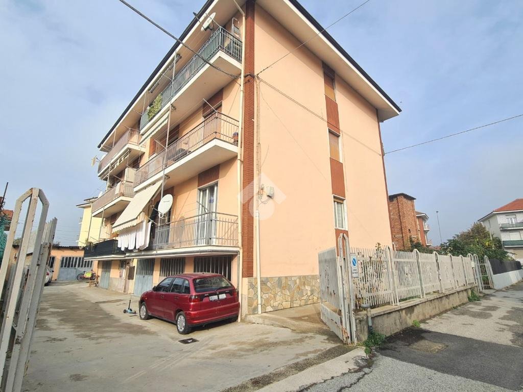 Four-room apartment Via Vincenzo Gioberti, Bra - photo 2