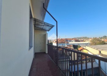 Three-room apartment Corso IV Novembre, Bra - photo 12