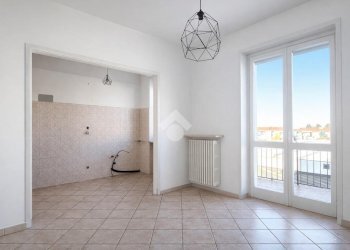 Three-room apartment Corso IV Novembre, Bra - photo 3