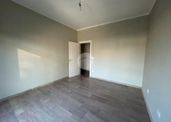 Trilocale Via Della Banda Lenti, Valenza - foto 1