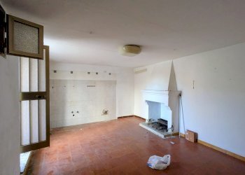 Casa indipendente Contrada Colle Santa Cecilia SNC, 13, Macchia d'Isernia - foto 1