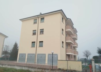 Quadrilocale Mirandola - foto 2