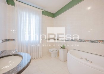 Foto 19 - Villa Via della Resistenza
 
15, Paese - foto 19