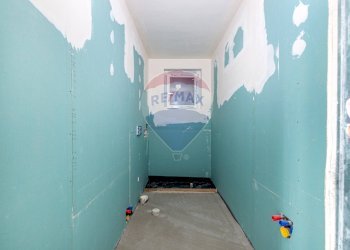 Stanza vuota - Bilocale Via Di Dragoncello
 
30, Roma - foto 15