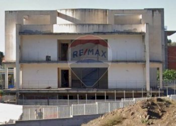 Edificio all\'aperto - Casa semi indipendente Via Della Comunità Europea
 
snc, Paterno - foto 8