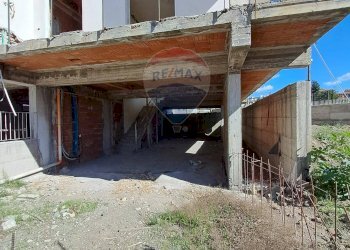 Edificio all\'aperto - Casa semi indipendente Via Della Comunità Europea
 
snc, Paterno - foto 18