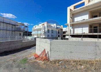 Edificio all\'aperto - Casa semi indipendente Via Della Comunità Europea
 
snc, Paterno - foto 21