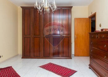 Camera / camera da letto - Appartamento Via Giuseppe Leonardi
 
13, Aci Catena - foto 13