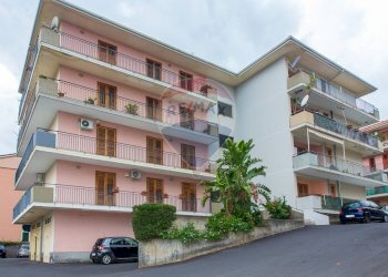 Edificio all\'aperto - Appartamento Via Giuseppe Leonardi
 
13, Aci Catena - foto 27