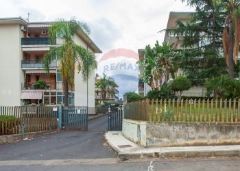 Edificio all\'aperto - Appartamento Via Giuseppe Leonardi
 
13, Aci Catena - foto 38