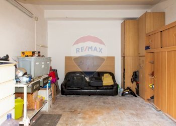 Parcheggio - Appartamento Via Giuseppe Leonardi
 
13, Aci Catena - foto 54