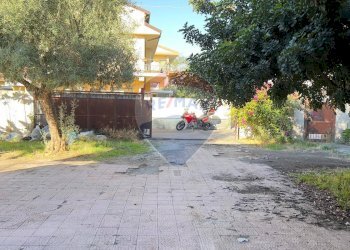 Giardino - Casa semi indipendente Via Giosuè Carducci
 
2, Tremestieri Etneo - foto 5