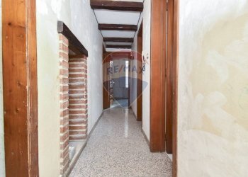 Hall / corridoio - Appartamento Vico Felice
 
7/A, Paterno - foto 24