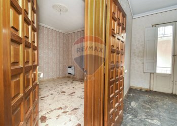 Stanza vuota - Appartamento Vico Felice
 
7/A, Paterno - foto 25